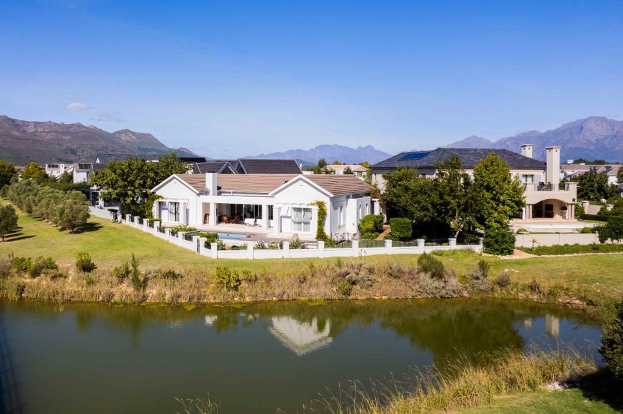 To Let 4 Bedroom Property for Rent in Val De Vie Estate Western Cape